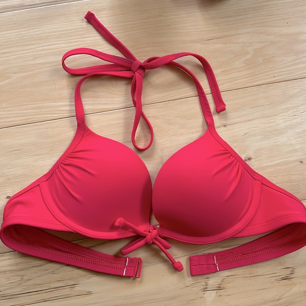 GUC 34A deep pink/red swim push-up top by Aerie